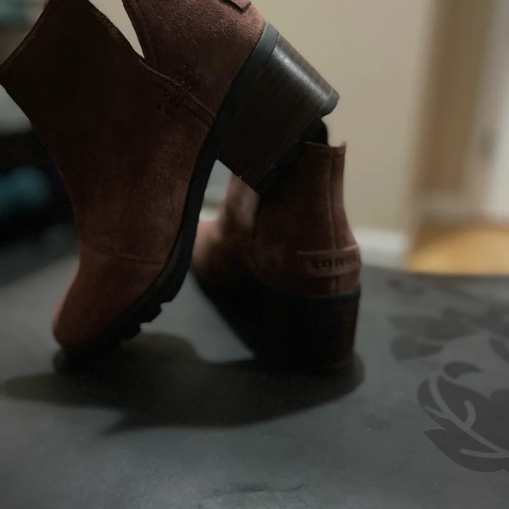 Booties - Picture 3 of 6